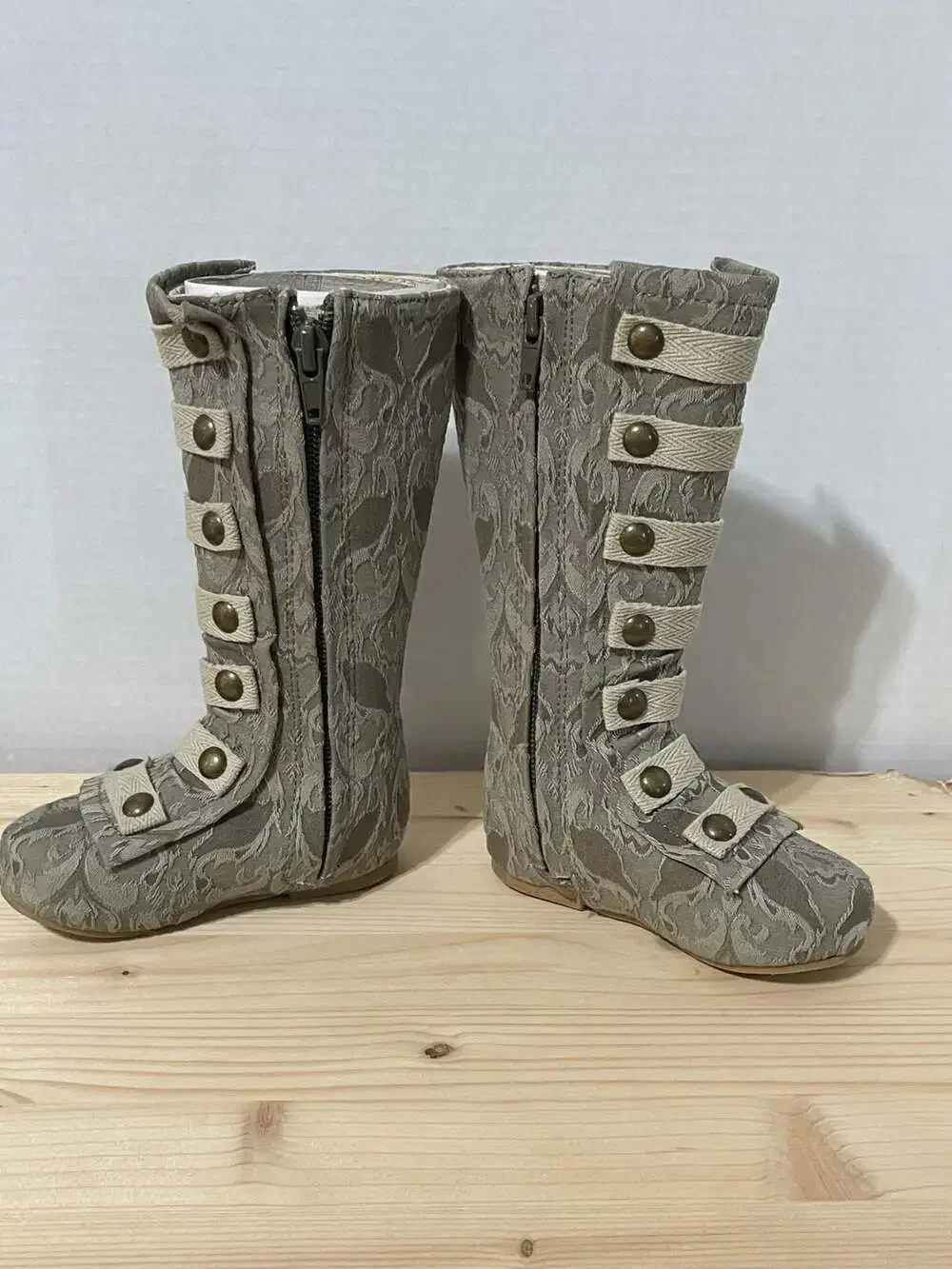 Joyfolie Leighton in Dove Damask Tall Boots with Brass Buttons Girls Size 5